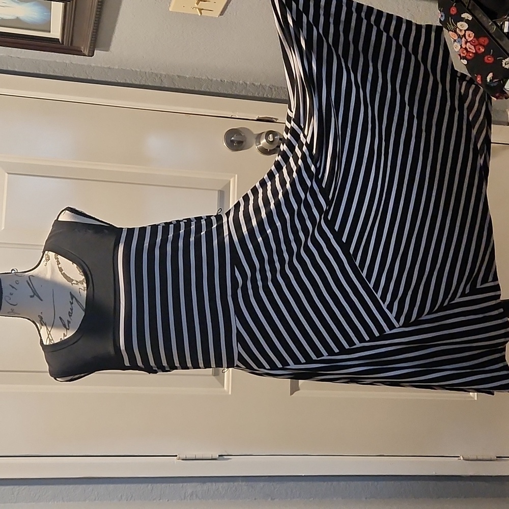 George stopped dress